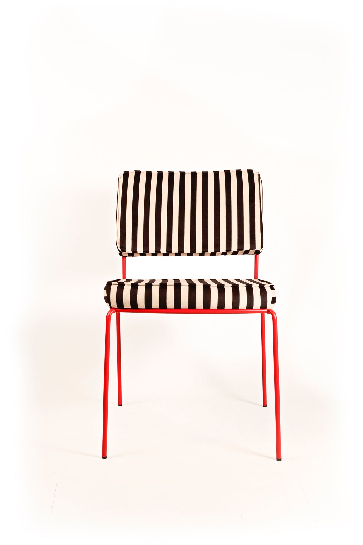 Silla Maura Roja Tapizado Velvet Rayas