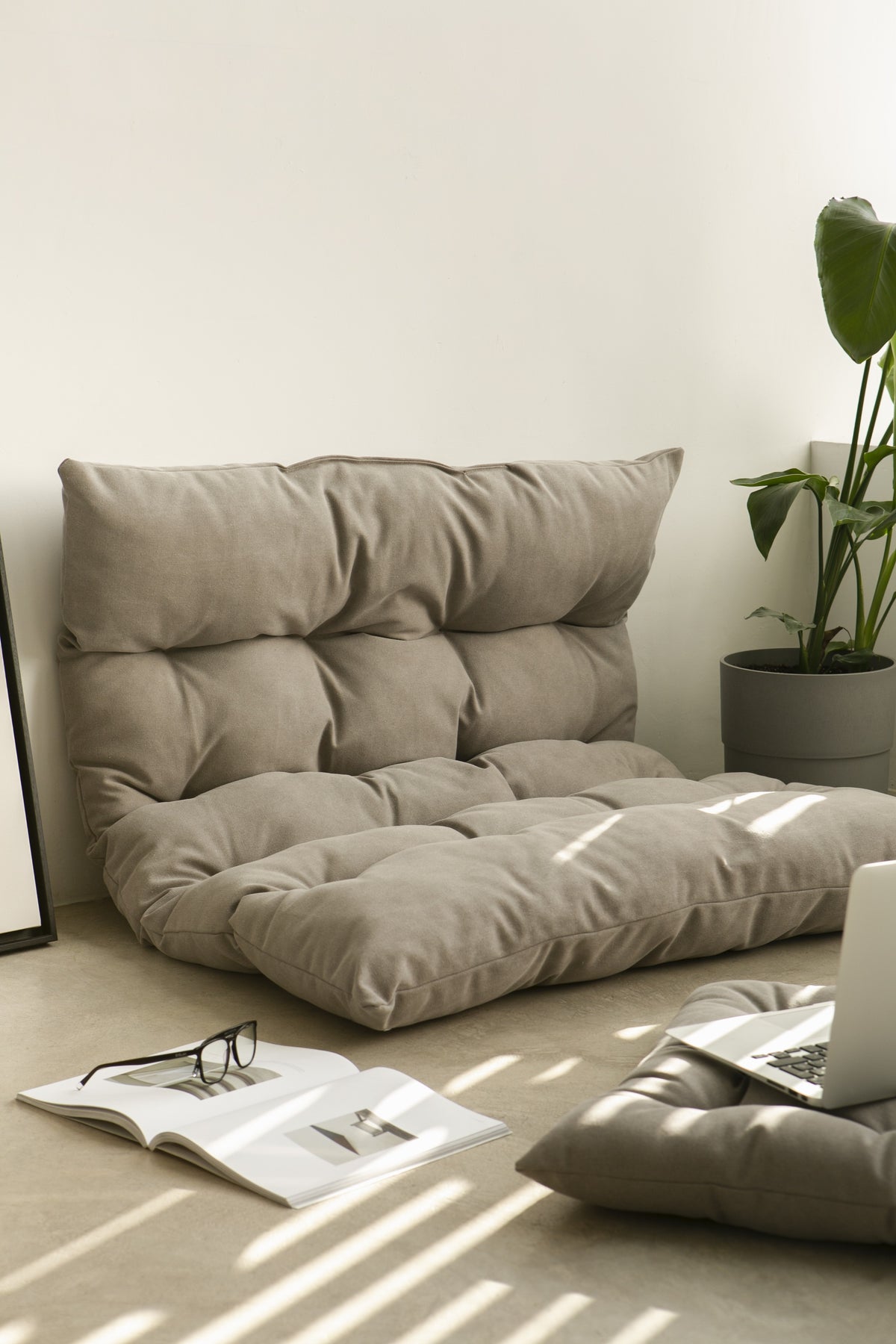 Matelas futon de sol taupe