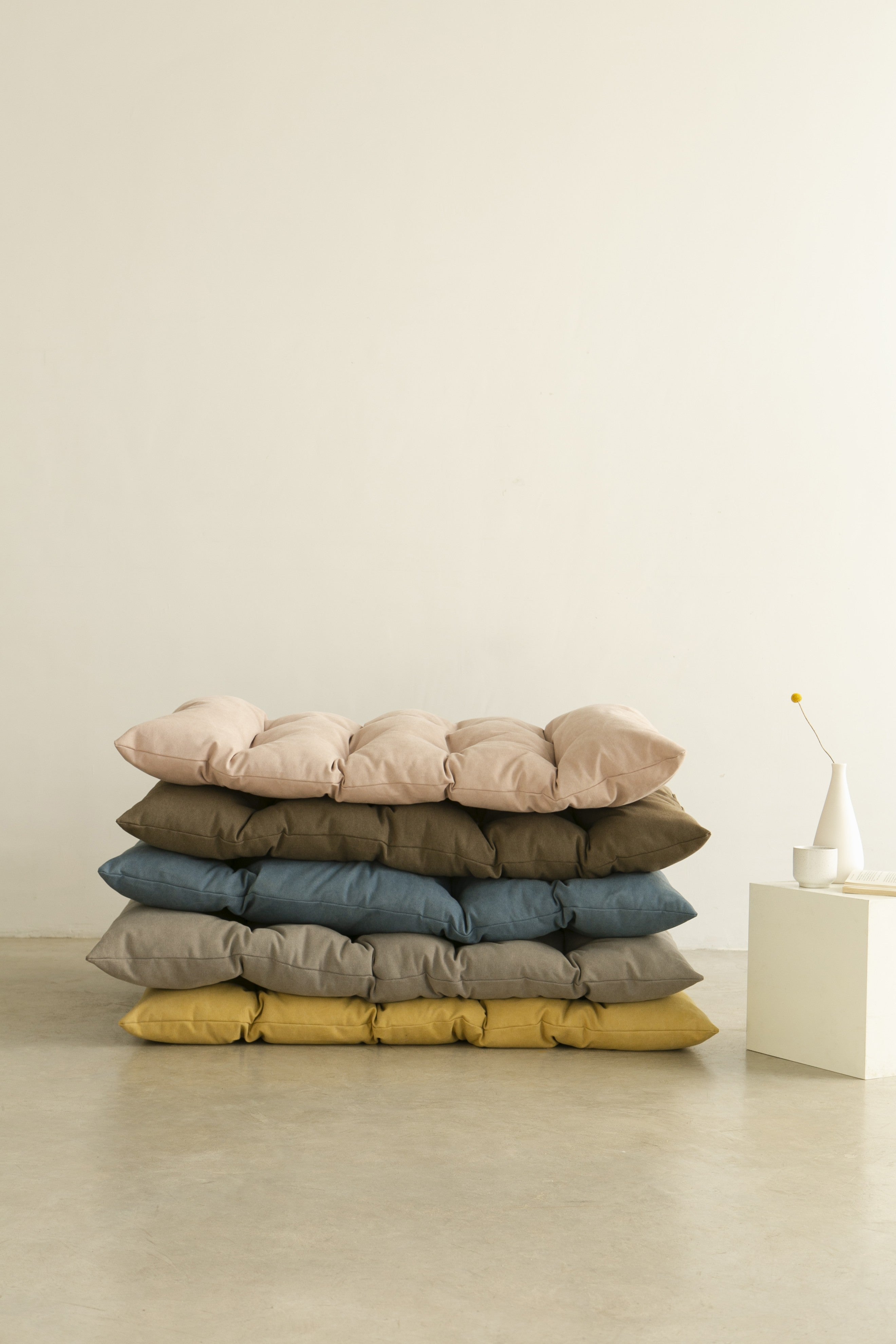 Matelas futon de sol taupe