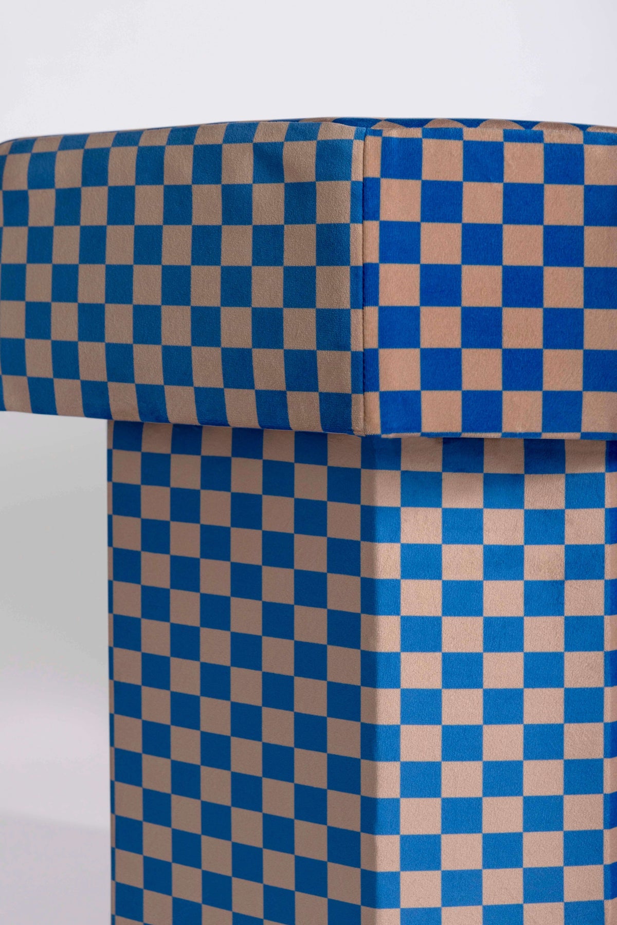 Viva Bench checkerboard rose et bleu