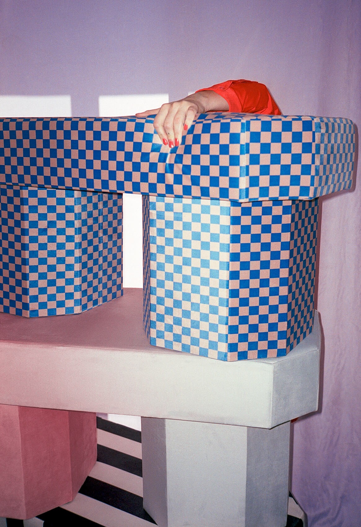 Viva Bench checkerboard rose et bleu