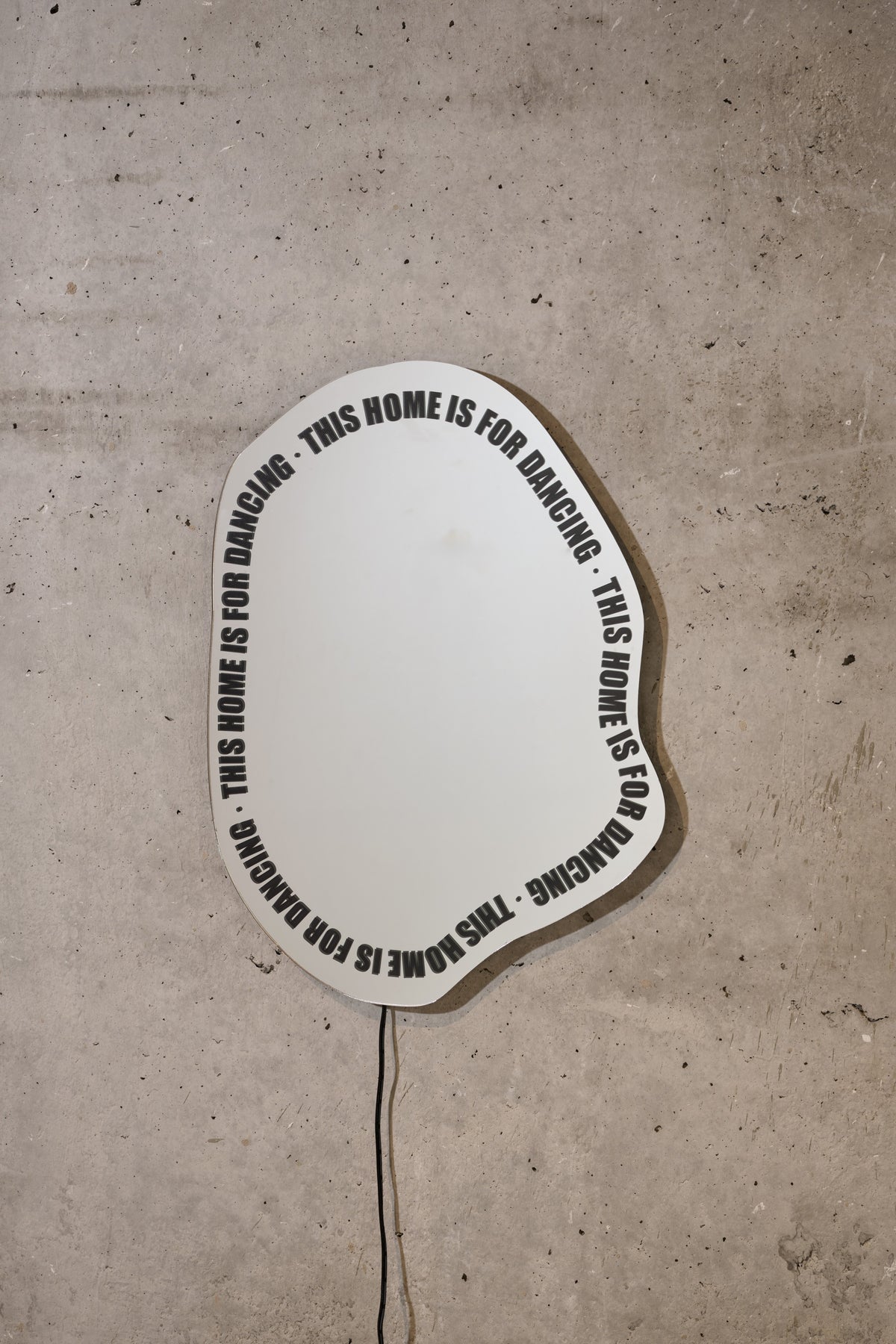 Light Mirror (Dance)