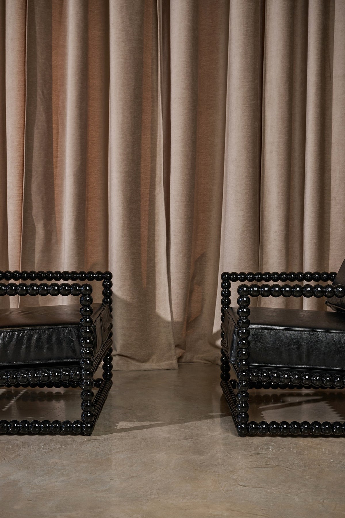 Sillón Buendía Cuero Negro
