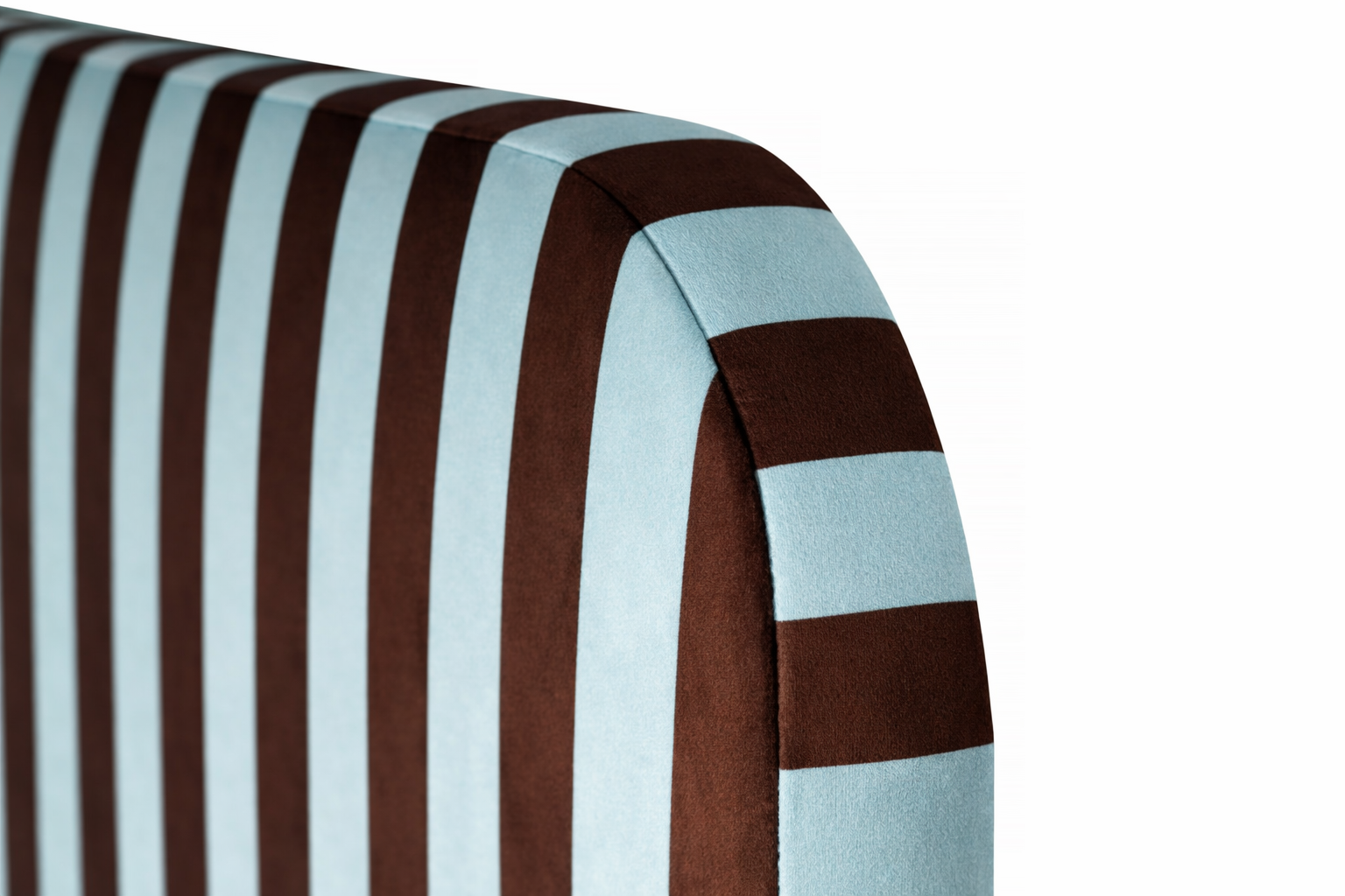 Cabecero Eddie Tapizado Terciopelo Cama 150cm Burgundy Pool