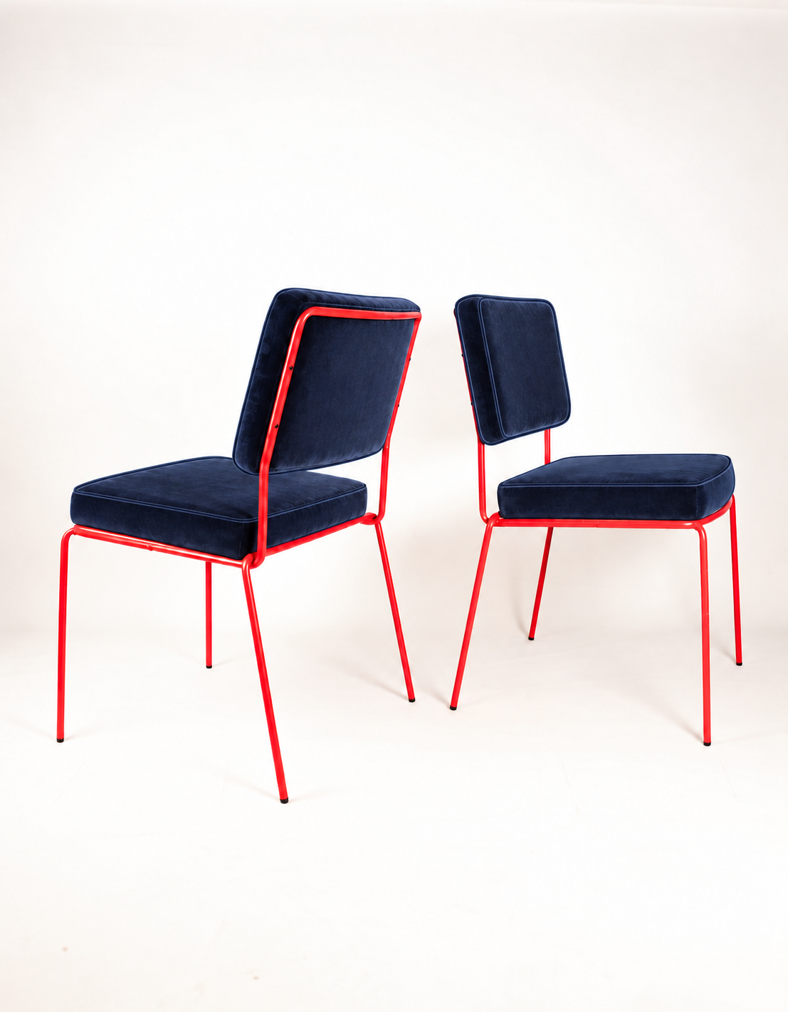 Silla Maura Roja Tapizado Velvet Azul PRE-ORDER