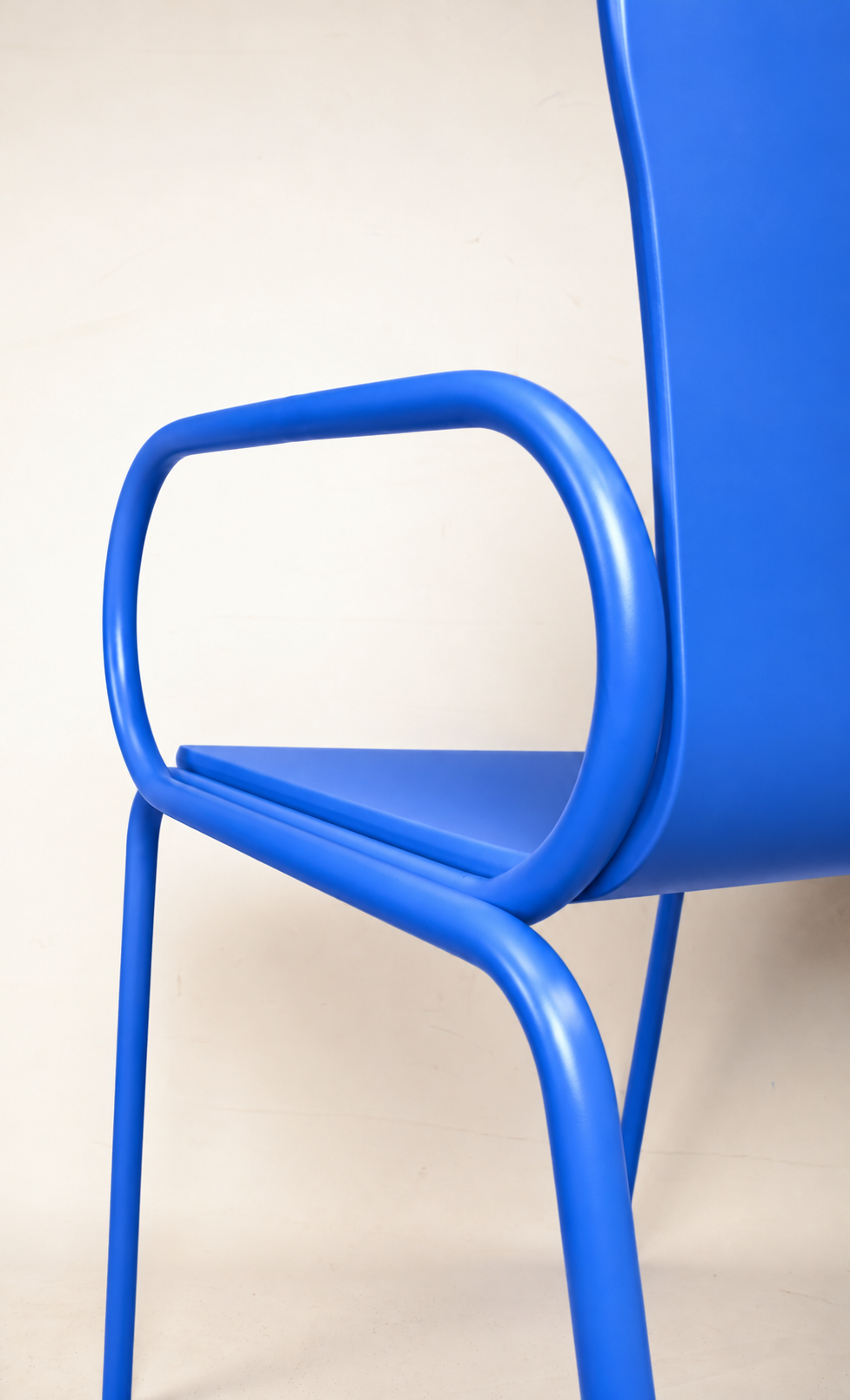 Silla Mafalda Lacada Azul Pruss PRE-ORDER