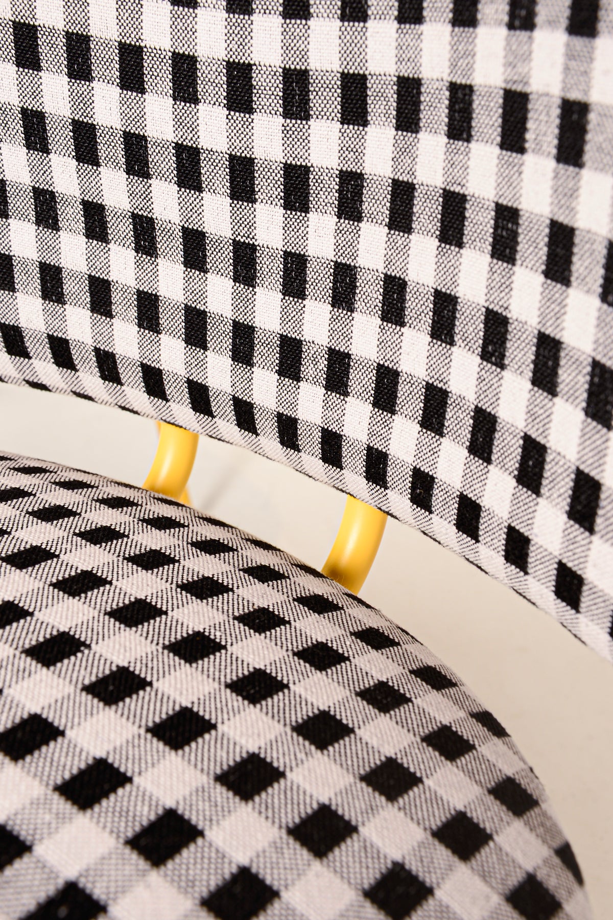 Taburete Clarita Amarillo Tapizado Vichy