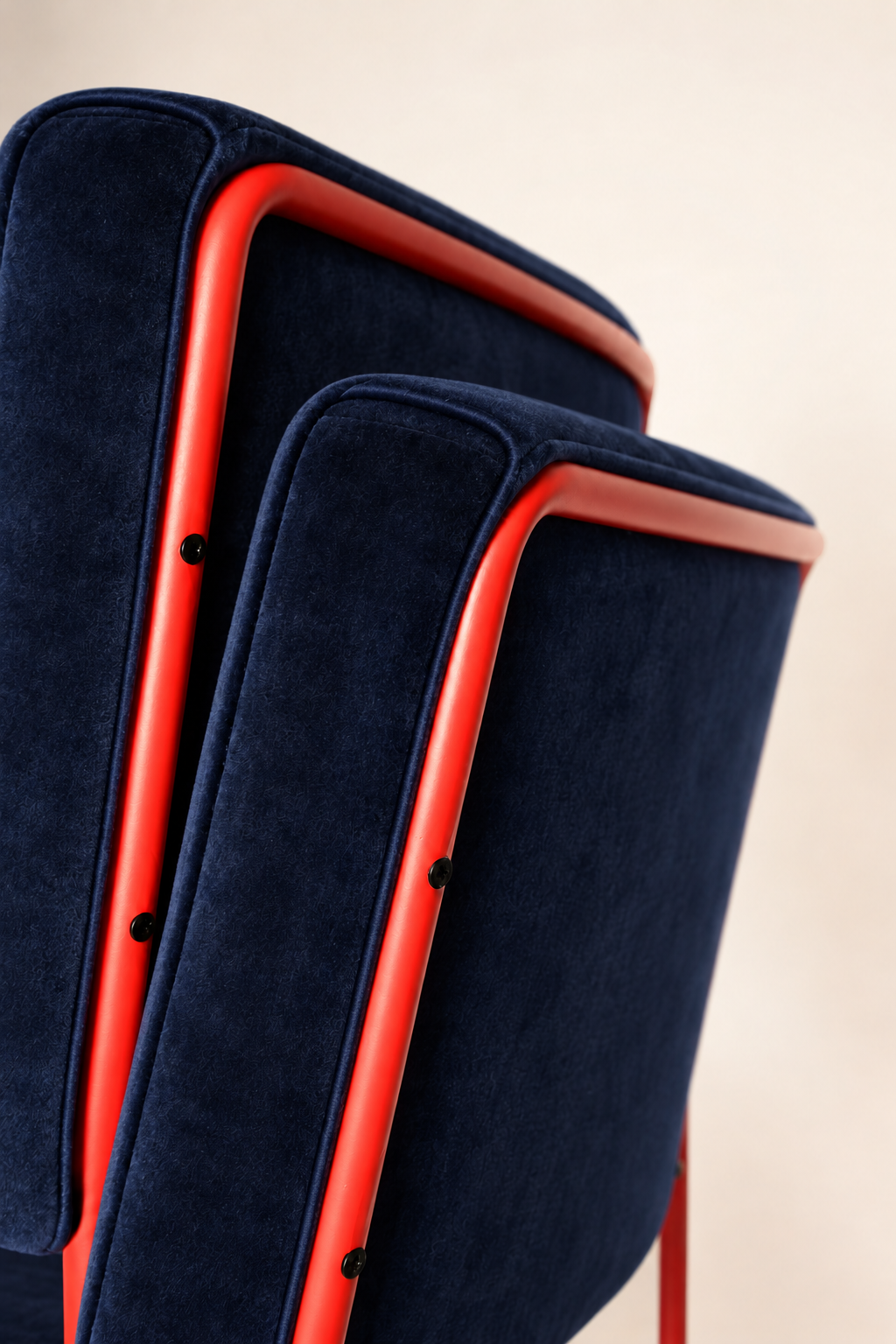 Silla Maura Roja Tapizado Velvet  Azul PRE-ORDER