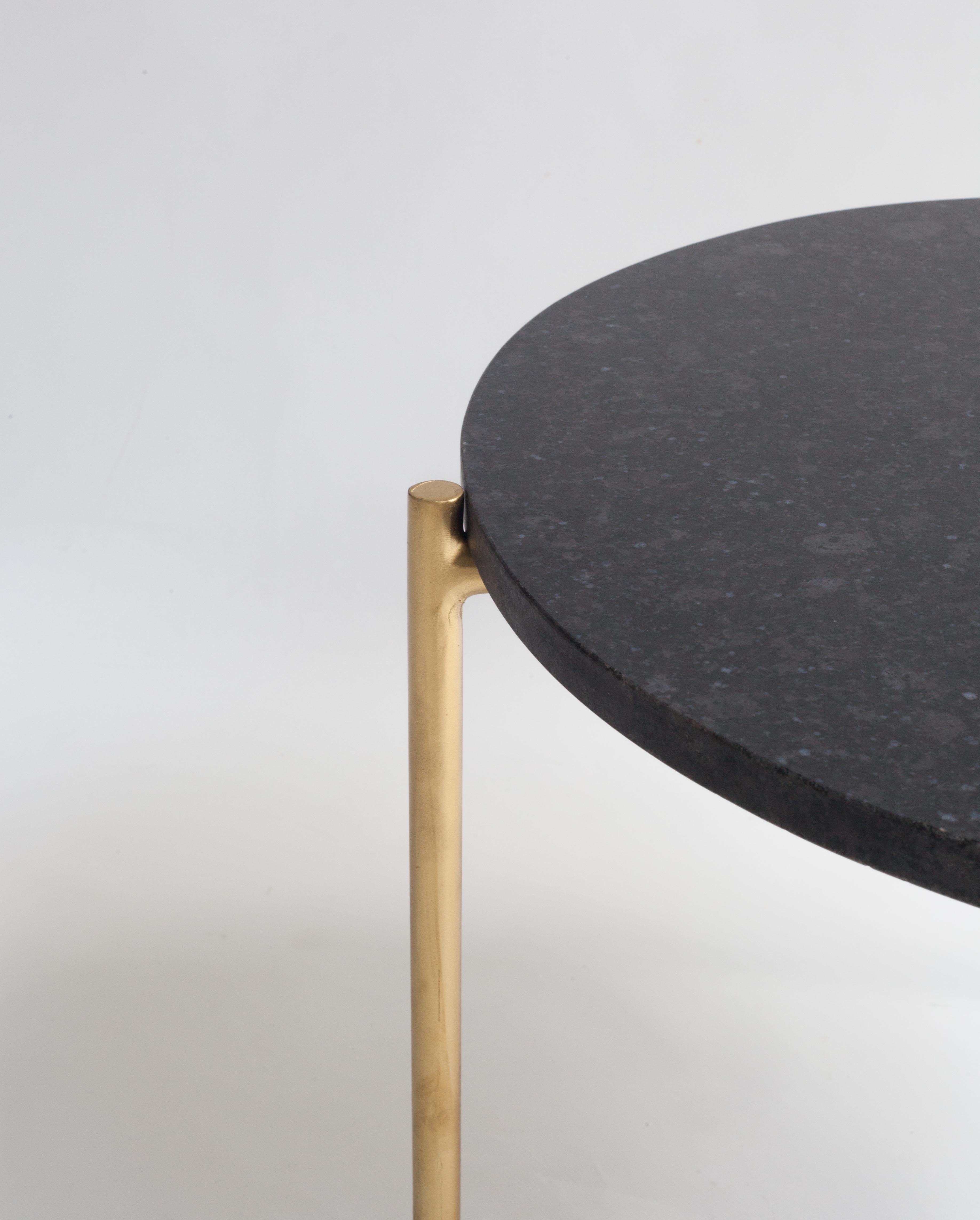 Morgans Table (black)