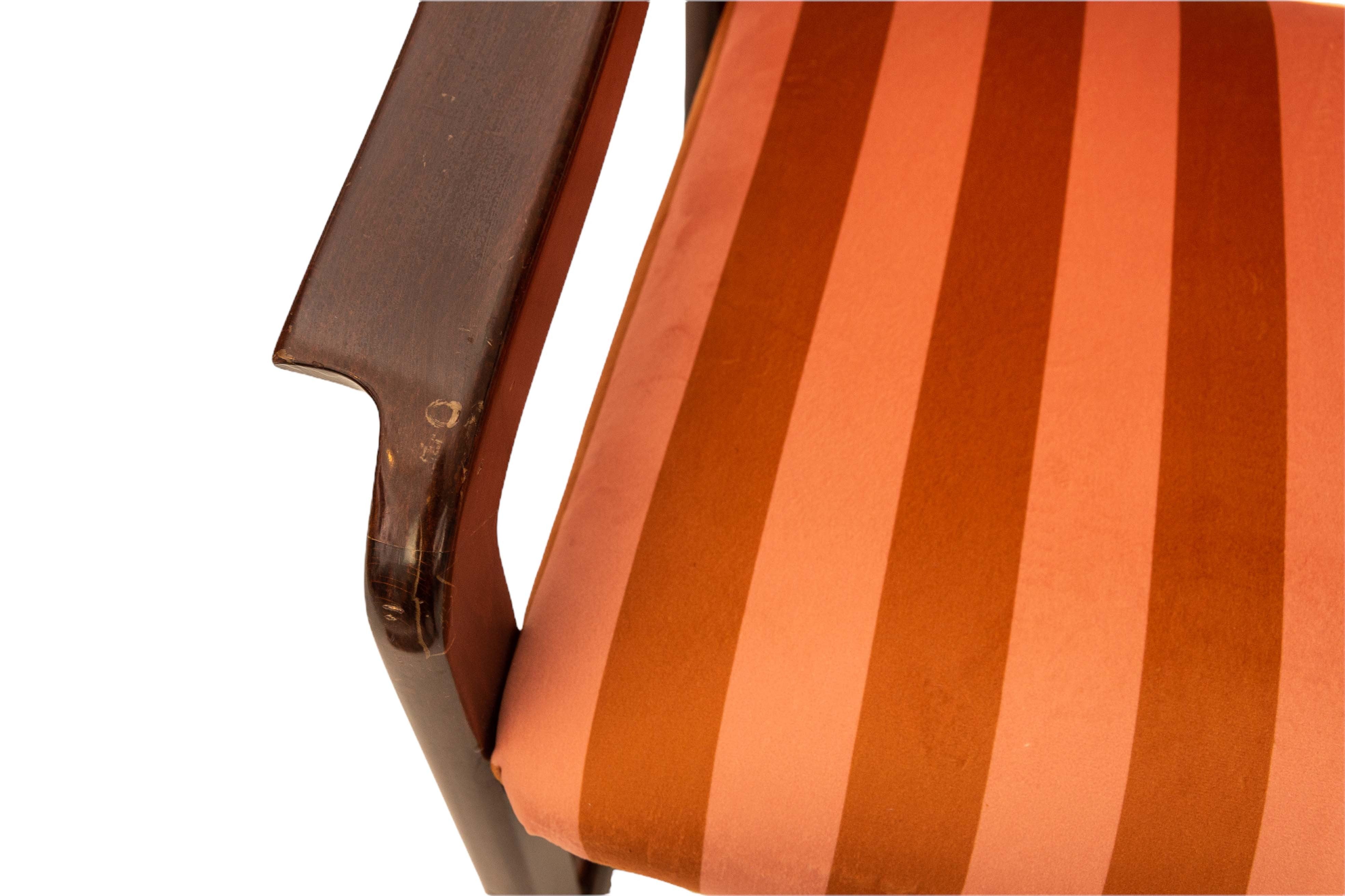 Chaise à rayures des années 70