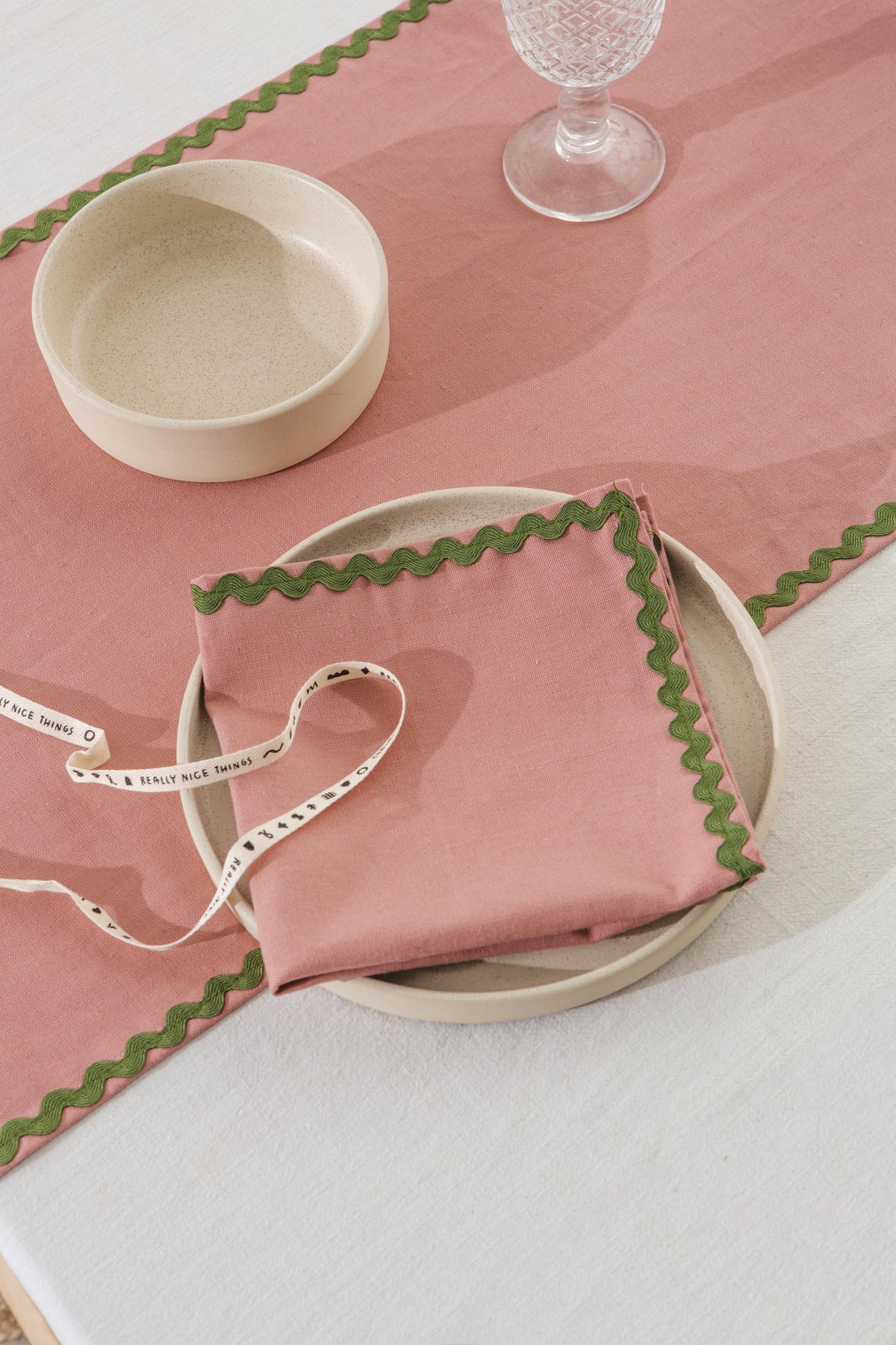 Set 2 Caminos de mesa Wavy Pink