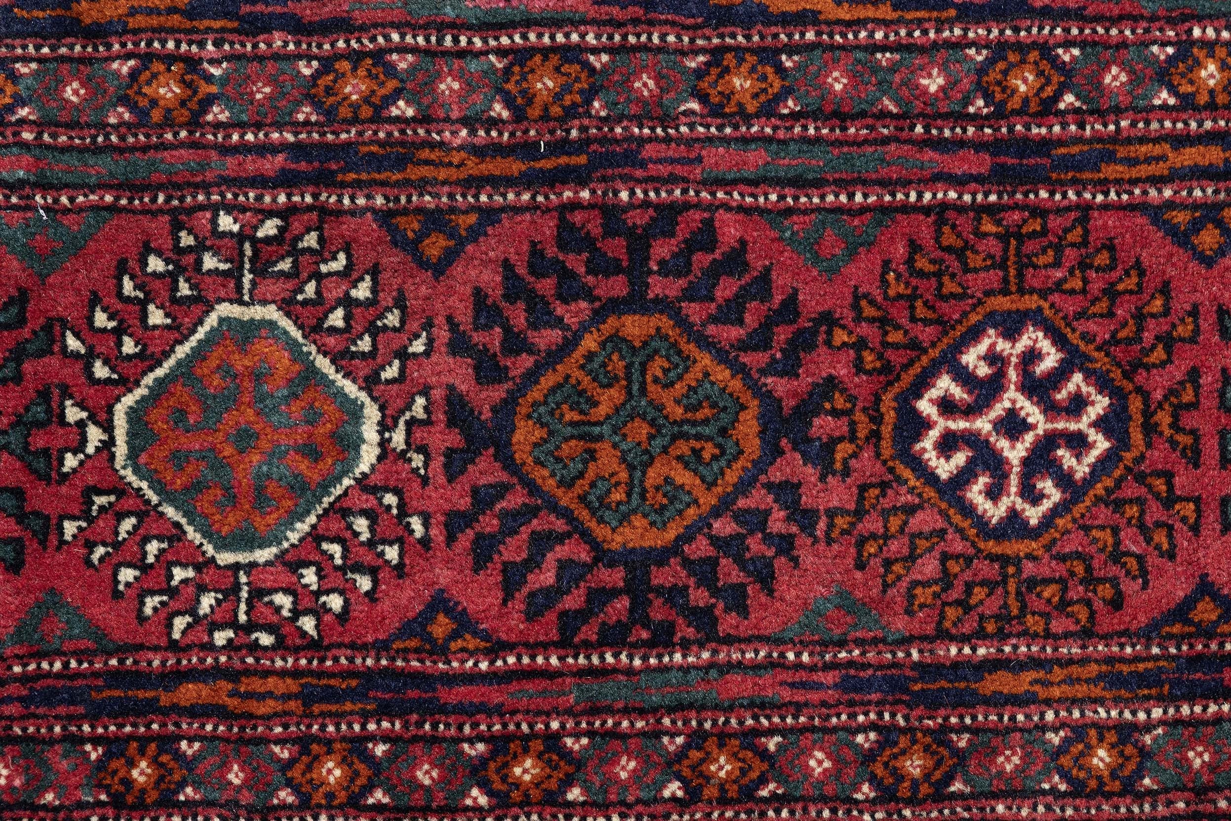 Tapis Bukhara 100% laine.