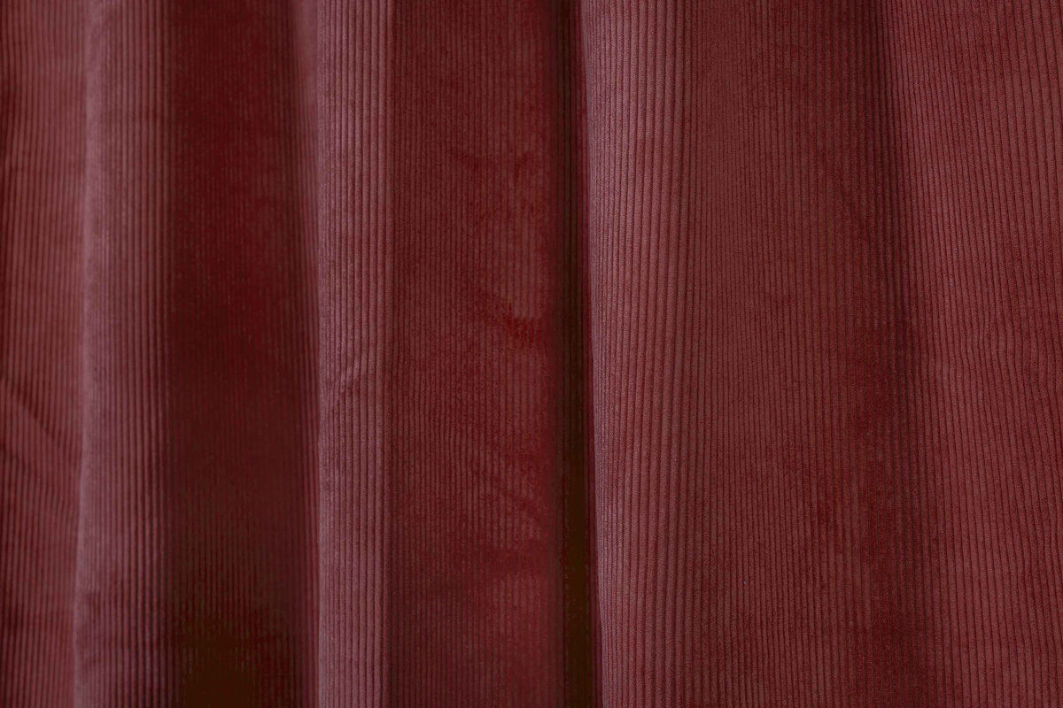 Cortina Jim pana Rojo