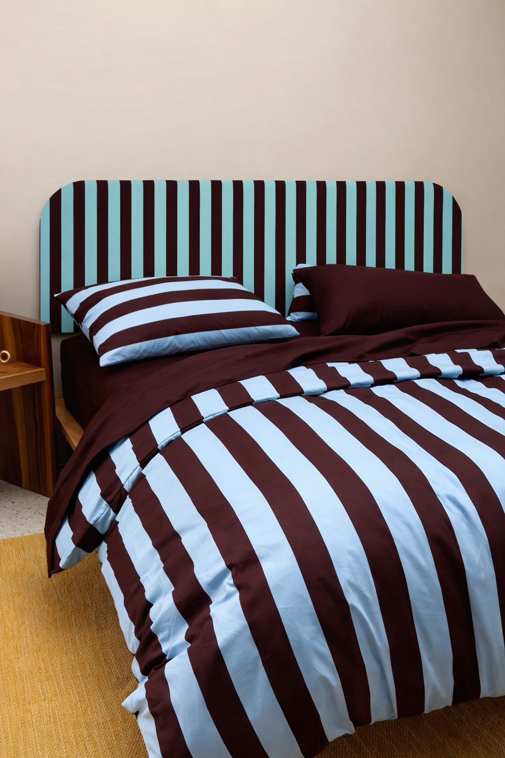 Cabecero Eddie Tapizado Terciopelo Cama 150cm  Burgundy Pool