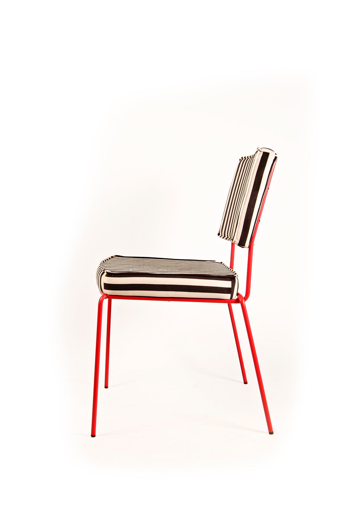 Silla Maura Roja Tapizado Velvet Rayas